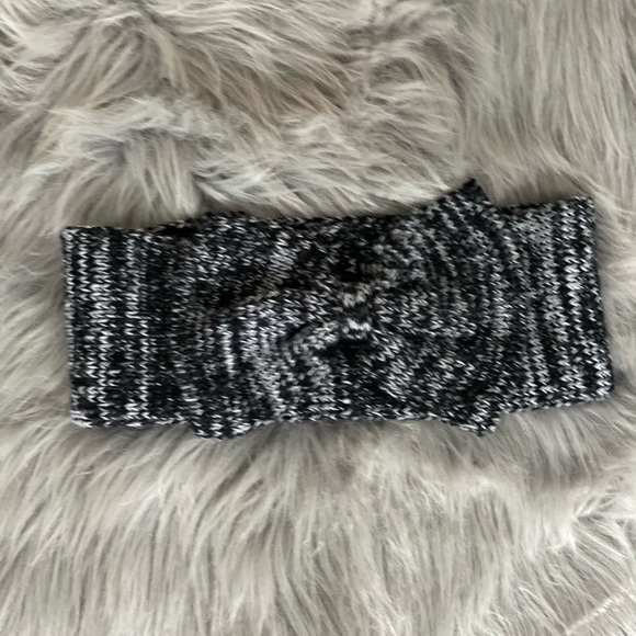 Call It Spring Head Wrap - Picture 2 of 7